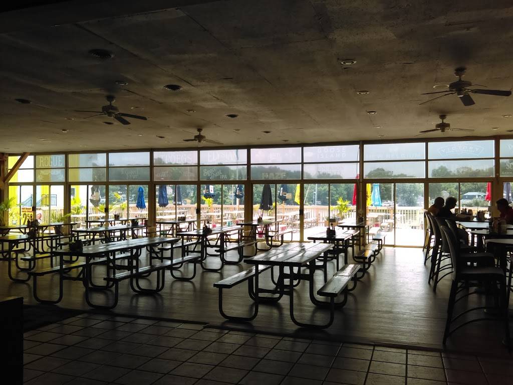 Cheshire Crab | restaurant | 1701 Poplar Ridge Rd, Pasadena, MD 21122, USA | 4103602220 OR +1 410-360-2220