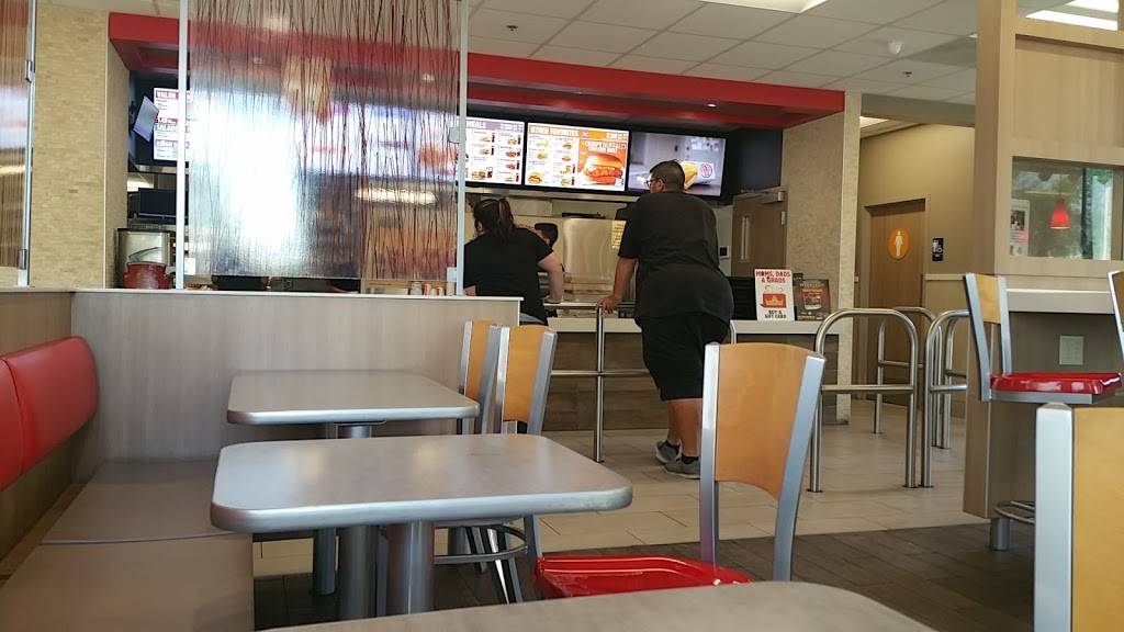 Burger King | restaurant | 16364 W Yuma Rd, Goodyear, AZ 85338, USA | 6239326557 OR +1 623-932-6557