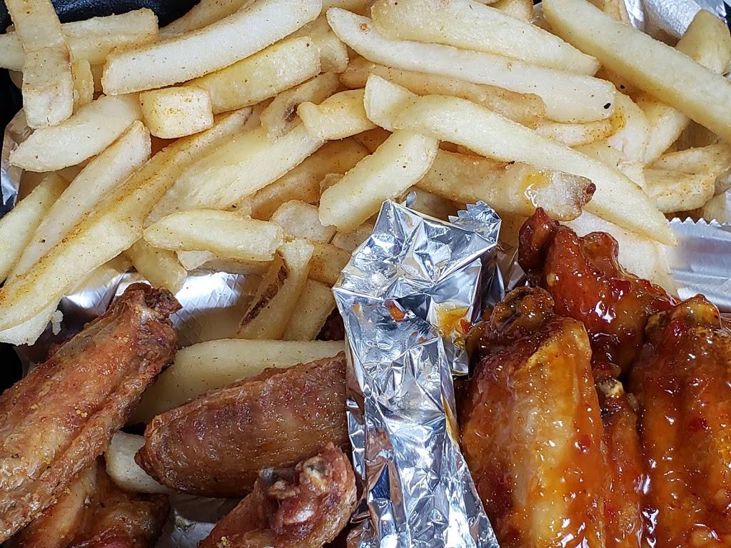 Urban Smoke Bar & Grille | restaurant | 7100 Aaron Aronov Dr, Fairfield, AL 35064, USA | 2056377041 OR +1 205-637-7041