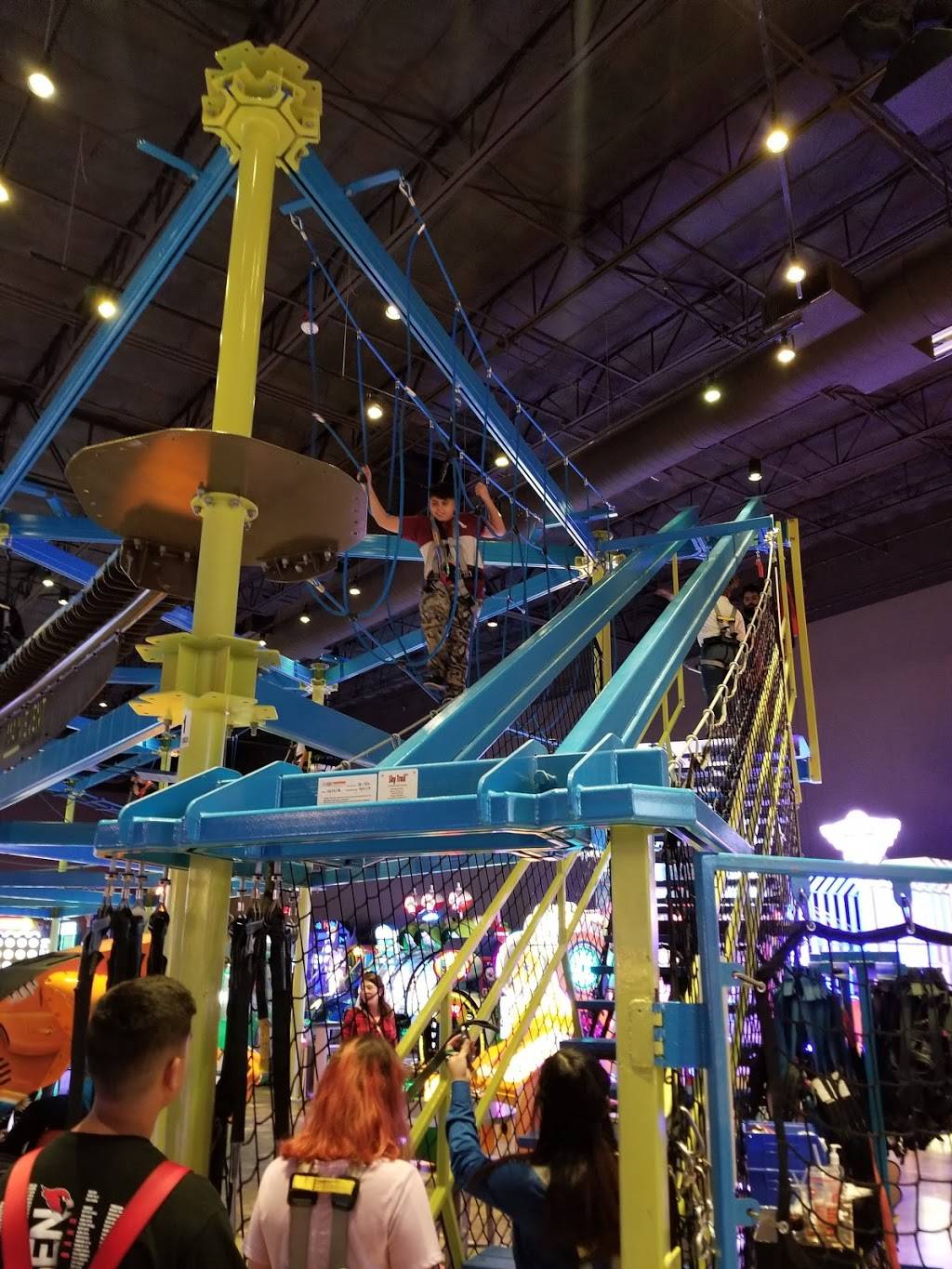 Main Event San Antonio West | restaurant | 8514 TX-151, San Antonio, TX 78245, USA | 2105218000 OR +1 210-521-8000