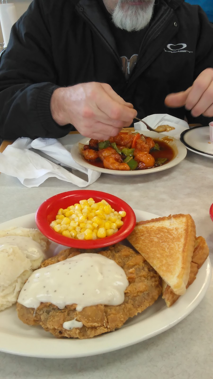 Quick Dine | restaurant | 1331 N Osage Blvd, Nevada, MO 64772, USA | 4174488998 OR +1 417-448-8998