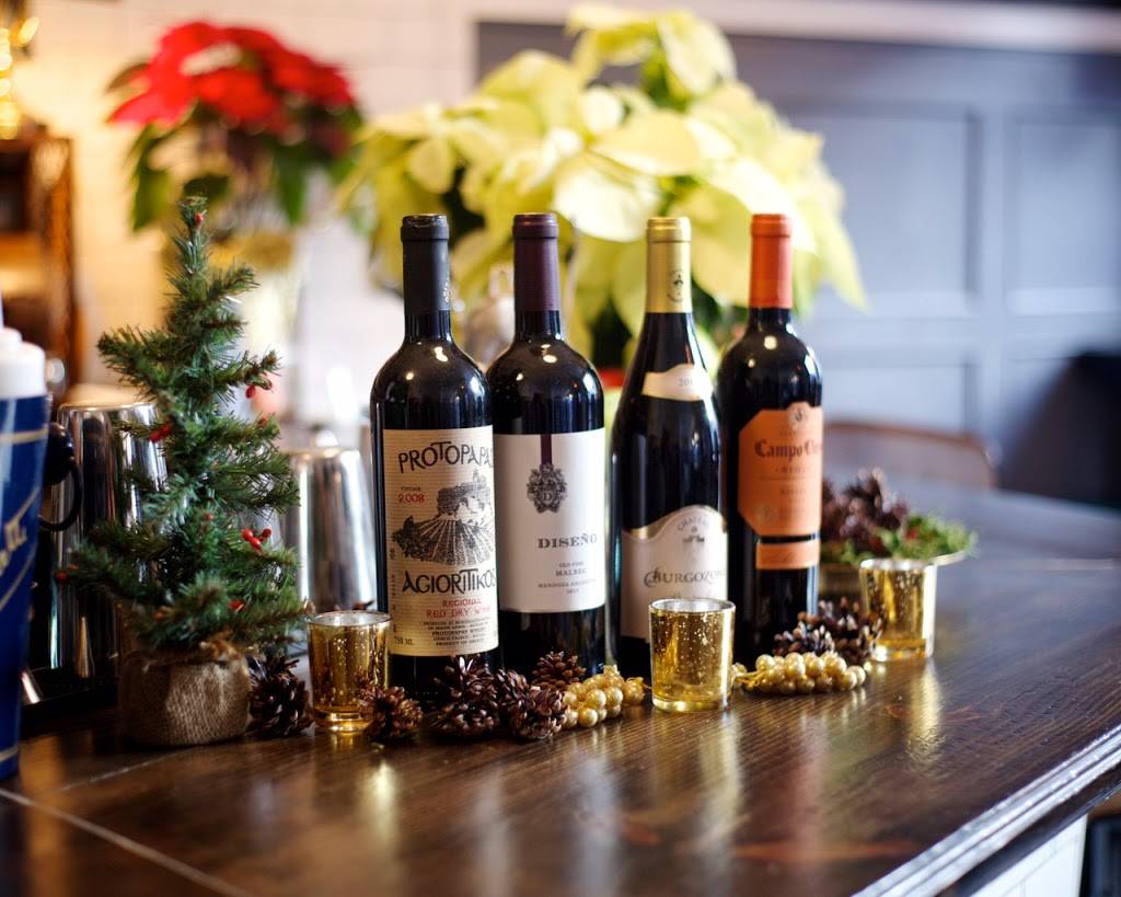 PEQUE Vinos & Tapas | restaurant | 231 W 145th St, New York, NY 10039, USA | 6466784095 OR +1 646-678-4095