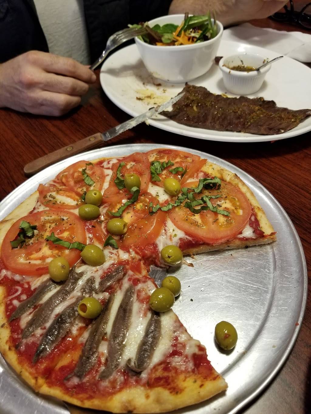 Rikas Empanadas | restaurant | 150 S Grand Ave, Glendora, CA 91741, USA | 6269143472 OR +1 626-914-3472