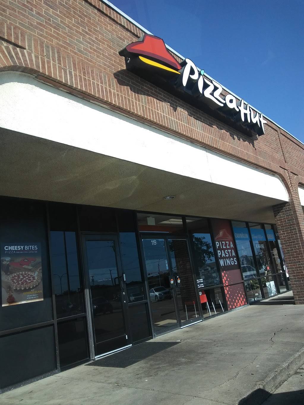 Pizza Hut | restaurant | 5975 S Cooper St #119, Arlington, TX 76017, USA | 8174653100 OR +1 817-465-3100