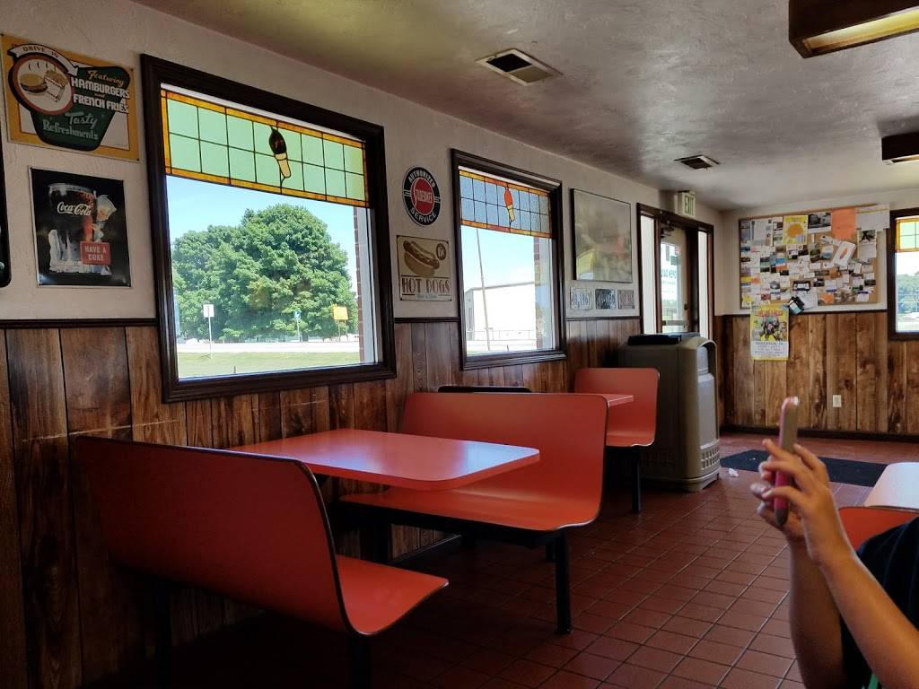 Jimmies Dairy Bar | restaurant | Pendleton, IN 46064, USA | 7657783800 OR +1 765-778-3800
