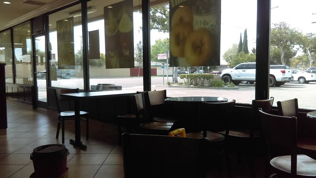 Winchells Donut House | cafe | 12951 W Chapman Ave, Garden Grove, CA 92840, USA | 7147500771 OR +1 714-750-0771