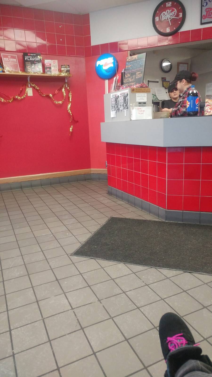 Pizza Hut | restaurant | 517 Glenview Ave, Wauwatosa, WI 53226, USA | 4144768833 OR +1 414-476-8833