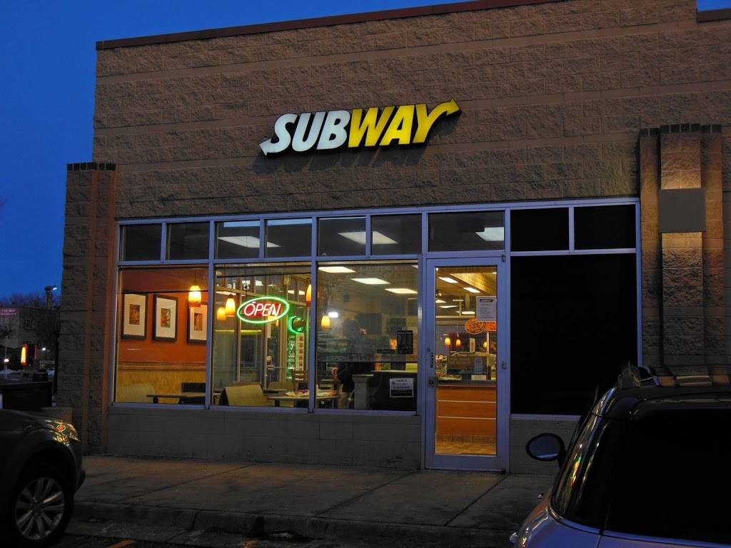 Subway Restaurants | restaurant | Broadway Marketplace, 303 S Broadway Suite 100, Denver, CO 80209, USA | 3037650606 OR +1 303-765-0606