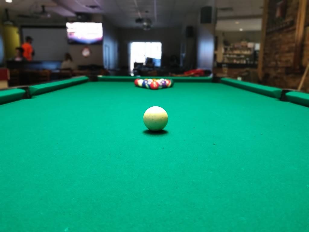 New Flower Drum Restaurant | restaurant | 2428 Lake Shore Blvd W, Etobicoke, ON M8V 1B7, Canada | 4162557717 OR +1 416-255-7717