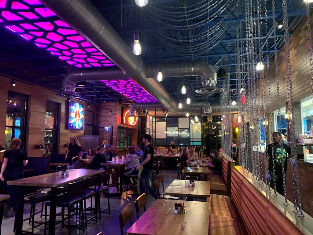 Mellow Mushroom | restaurant | 9600 Brier Creek Pkwy, Raleigh, NC 27617, USA | 9848880513 OR +1 984-888-0513