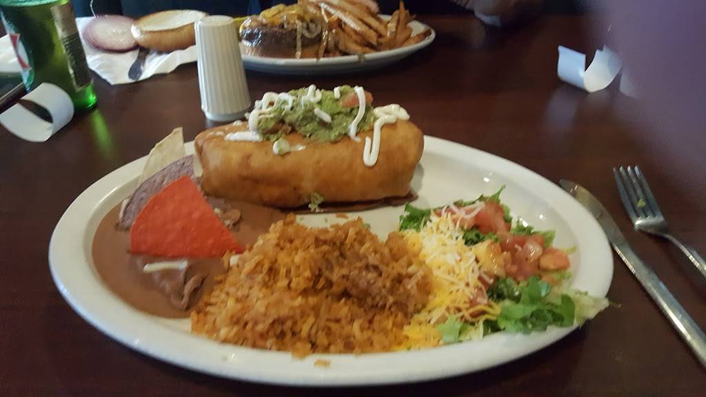 Port of Blarney | restaurant | 27843 W Grass Lake Rd, Antioch, IL 60002, USA | 8473954122 OR +1 847-395-4122