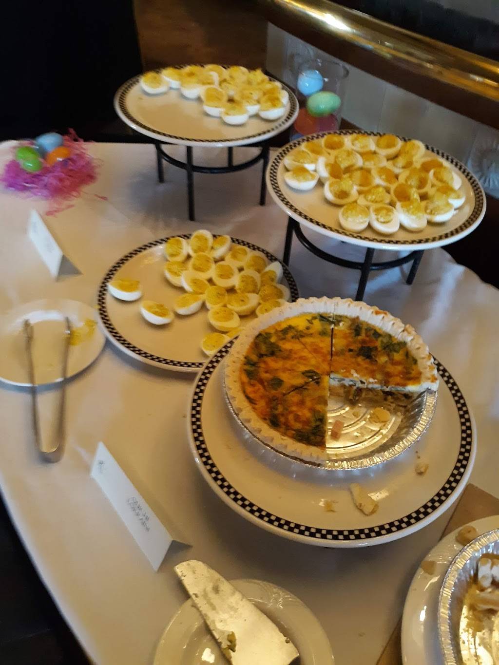 HKs Restaurant and Bar | restaurant | 315 Four Seasons Dr, Lake Ozark, MO 65049, USA | 5733658509 OR +1 573-365-8509