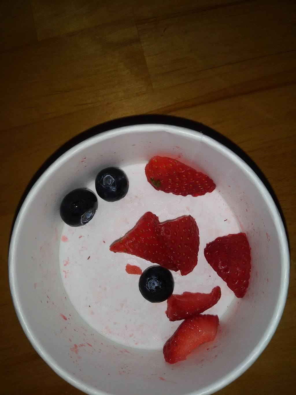 Wendys | restaurant | 37794 S Gratiot Ave, Clinton Twp, MI 48036, USA | 5864689542 OR +1 586-468-9542