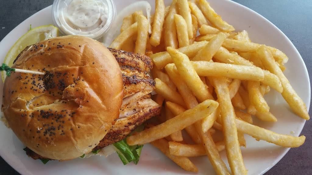 Roccos | restaurant | 205 Johnson St, Hollywood, FL 33019, USA | 9549263305 OR +1 954-926-3305