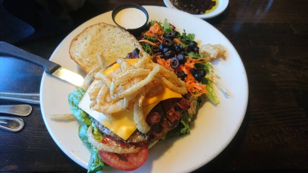 Mama Mias | restaurant | 200 E Hamilton Ave, Campbell, CA 95008, USA | 4083793333 OR +1 408-379-3333