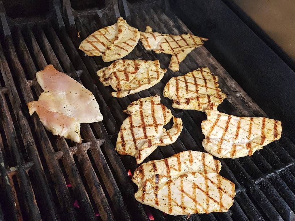 Big Bite Gourmet Burgers | restaurant | 1822 Whites Road, Pickering, ON L1V 4M1, Canada | 9054923410 OR +1 905-492-3410