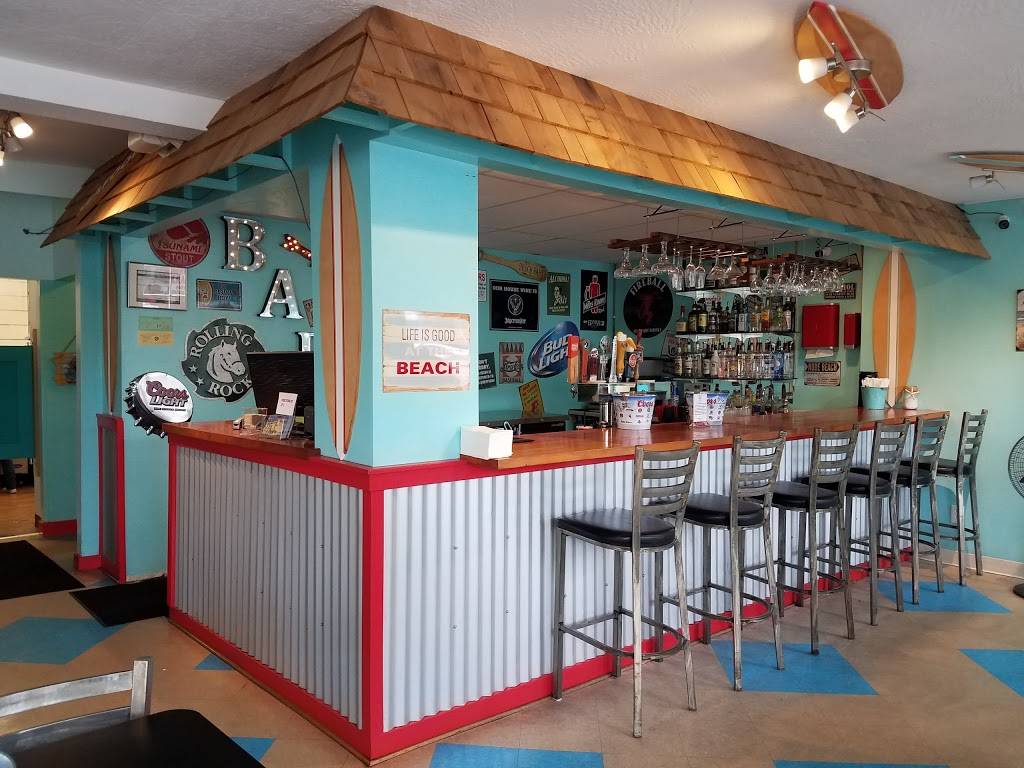 The Crabby Oyster | restaurant | 150 Broadway St, Seaside, OR 97138, USA | 5037386300 OR +1 503-738-6300