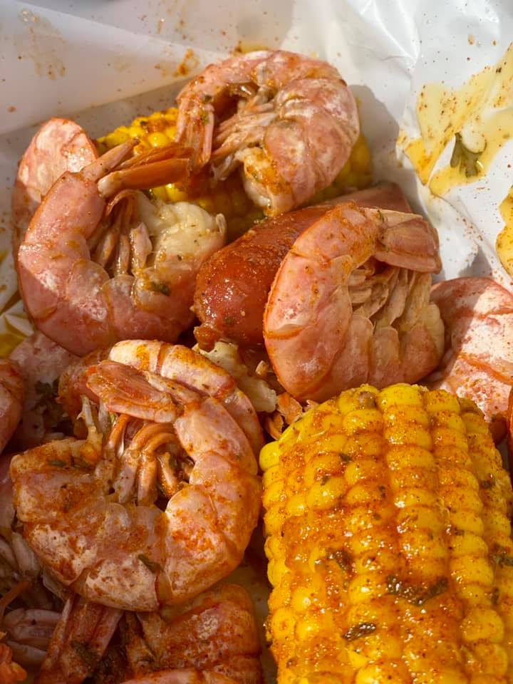 The LandShark Crawfish | restaurant | 235 US-51, Ridgeland, MS 39157, USA | 6016681234 OR +1 601-668-1234