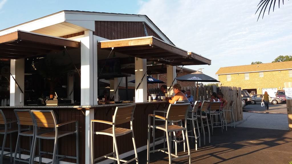 Brewers Landing | restaurant | 801 Woodrow Ave, Essex, MD 21221, USA | 4103915409 OR +1 410-391-5409