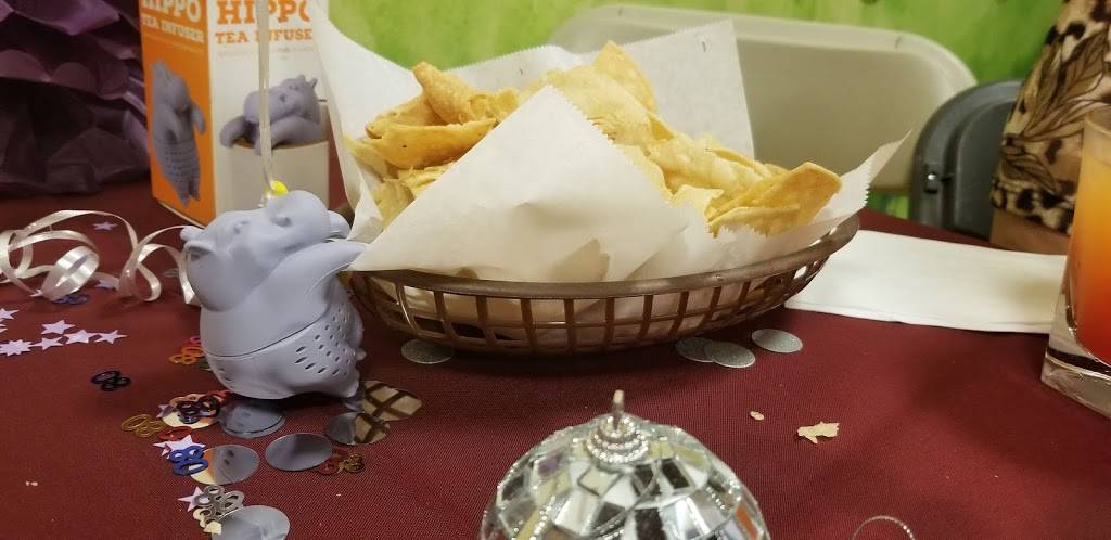 El Farolito Jr | restaurant | 310 N Harbor Blvd, Fullerton, CA 92832, USA | 7144410269 OR +1 714-441-0269