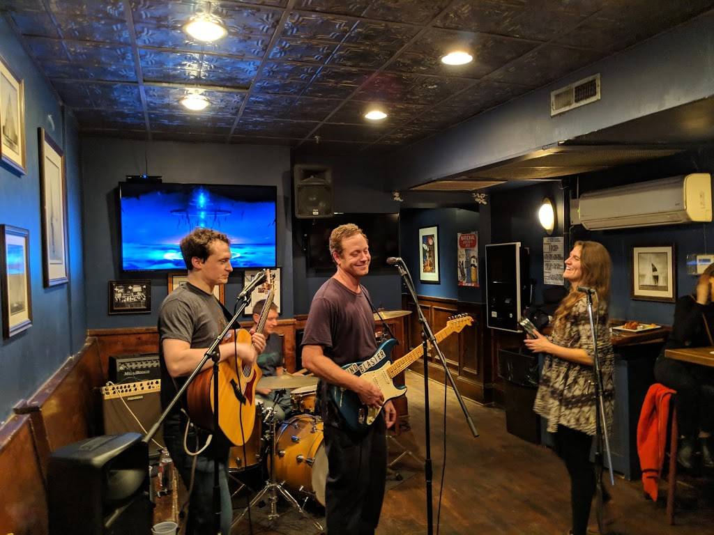 Cantons Portside Tavern | restaurant | 2821 ODonnell St, Baltimore, MD 21224, USA | 4107597897 OR +1 410-759-7897