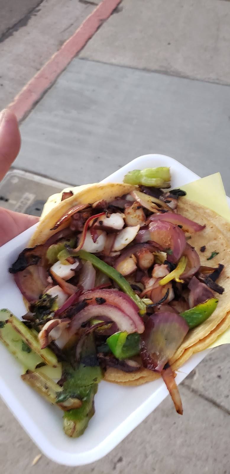 Chavas Seafood | restaurant | 7705 University Ave, La Mesa, CA 91942, USA | 6192745336 OR +1 619-274-5336