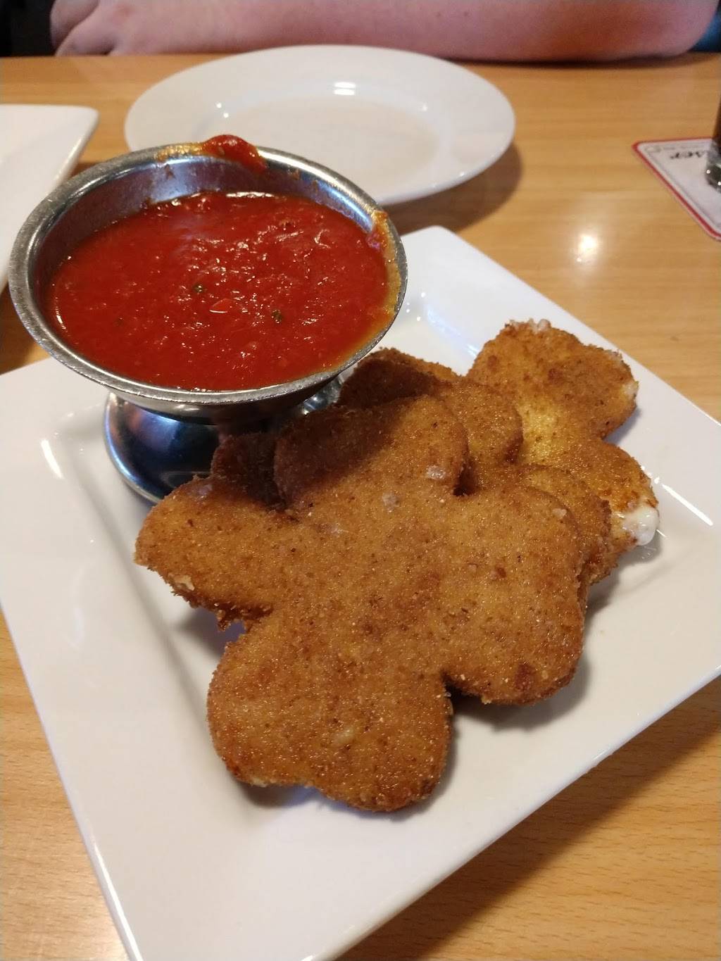 Tullamore Tavern | restaurant | 2247 W Shore Rd, Warwick, RI 02889, USA | 4017383333 OR +1 401-738-3333