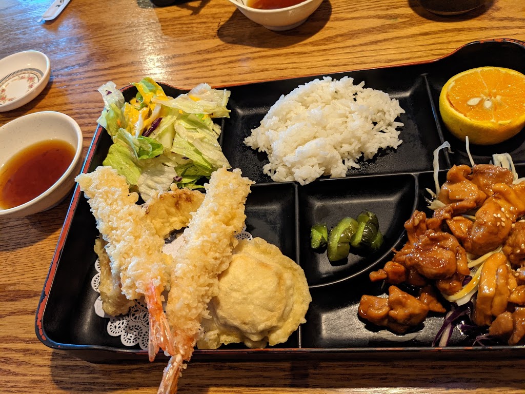 Sakura Bana | restaurant | 7425 Dodge St, Omaha, NE 68114, USA | 4023915047 OR +1 402-391-5047