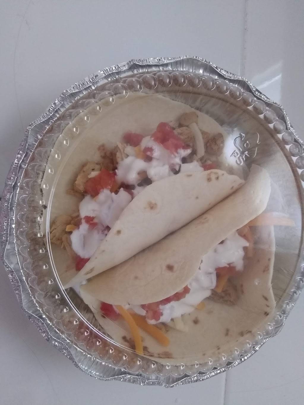 2 Banditos Burritos | restaurant | 667 Columbus Ave, Rochester, NH 03867, USA | 6039481881 OR +1 603-948-1881