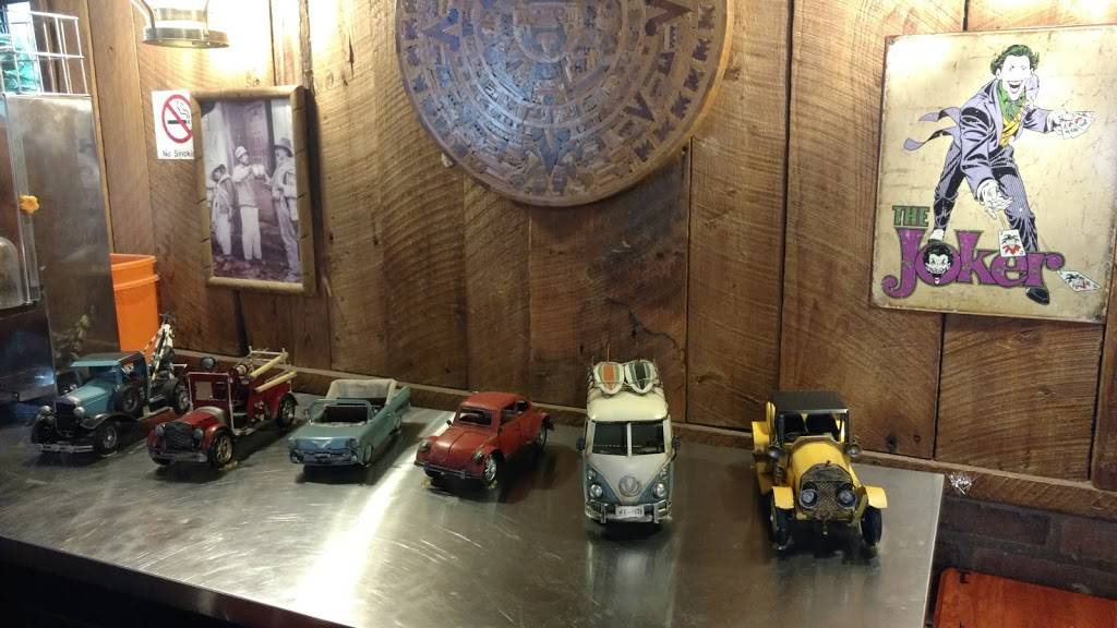 La Iguana | restaurant | 100 5th Ave, Portland, TX 78374, USA | 3616432063 OR +1 361-643-2063