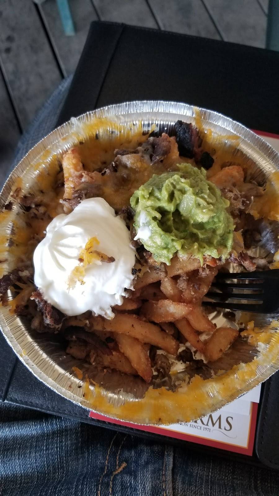 Senor Toms | restaurant | 23800 Temescal Canyon Rd, Temescal Valley, CA 92883, USA | 9512771002 OR +1 951-277-1002