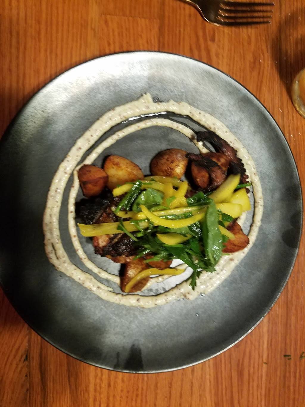 The Burrow at Augusta | restaurant | 2017 Augusta St, Greenville, SC 29605, USA | 8644128677 OR +1 864-412-8677