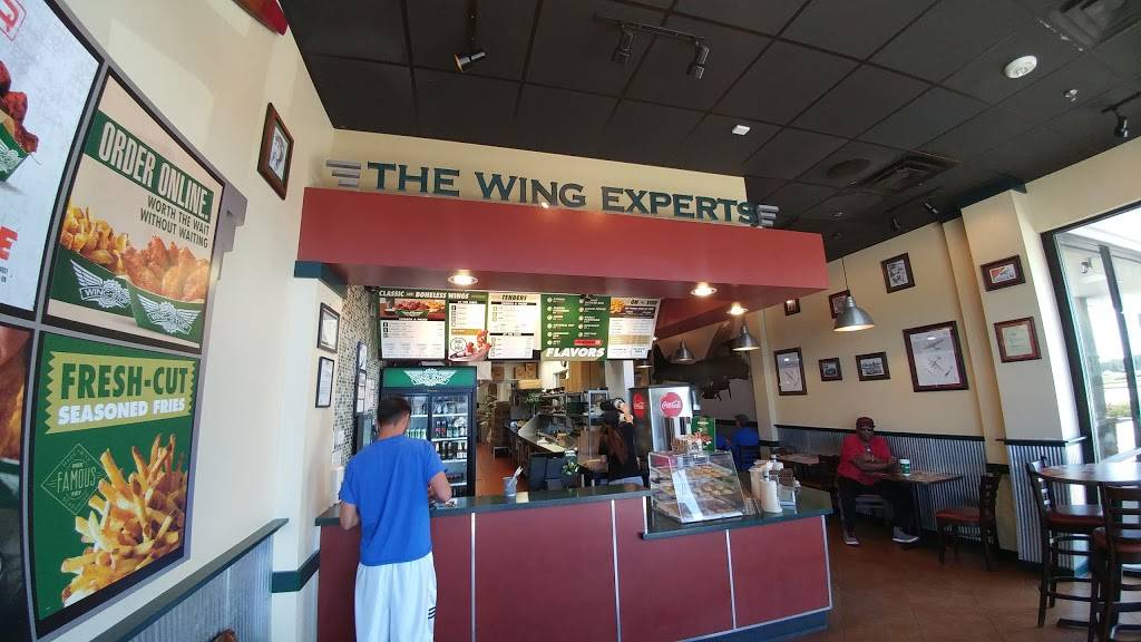 Wingstop | restaurant | 7039 FM 1464 Ste 210, Richmond, TX 77407, USA | 2812409464 OR +1 281-240-9464