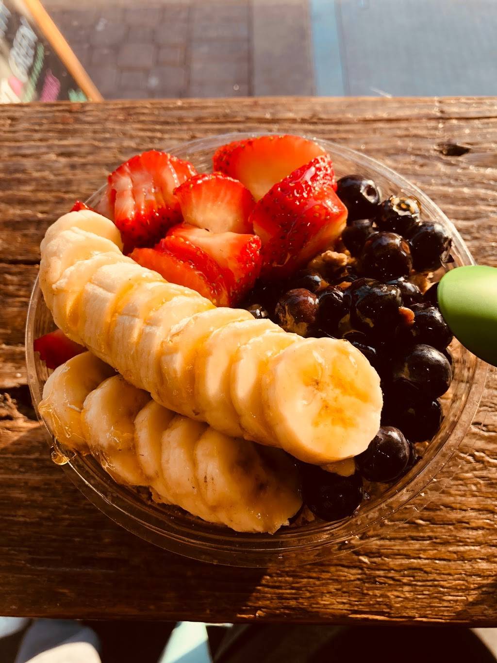 Playa Bowls | restaurant | 28 S Park St, Montclair, NJ 07042, USA | 9733378162 OR +1 973-337-8162