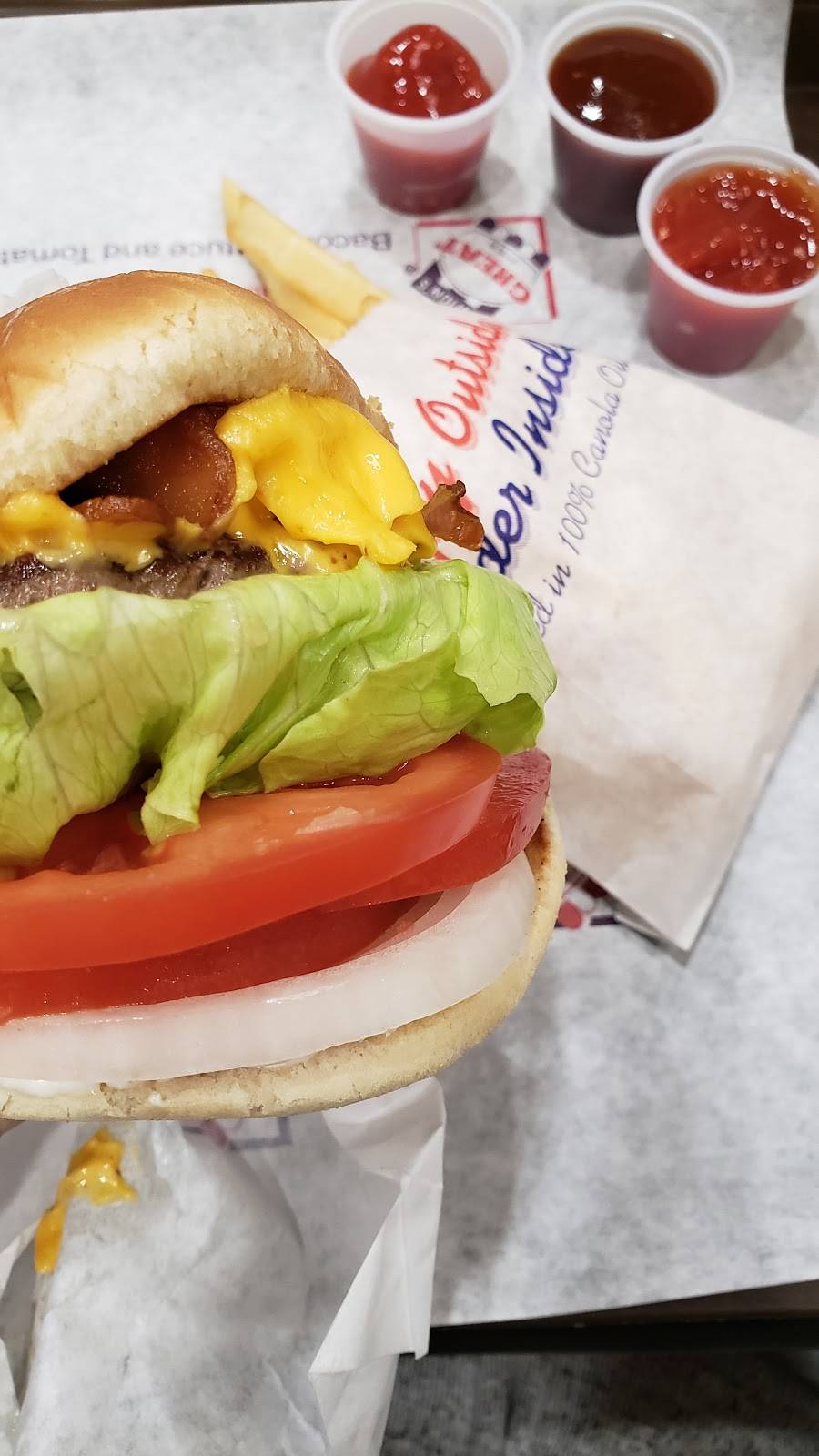 Nations Giant Hamburgers | restaurant | 3333 W Hammer Ln, Stockton, CA 95219, USA | 2094775922 OR +1 209-477-5922