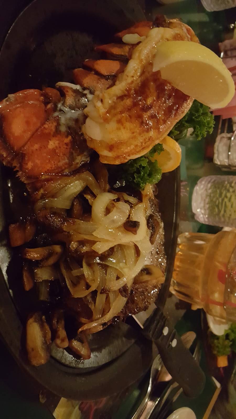 The Legacy Supper Club | restaurant | 5334 N Richmond St, Appleton, WI 54913, USA | 9207332427 OR +1 920-733-2427