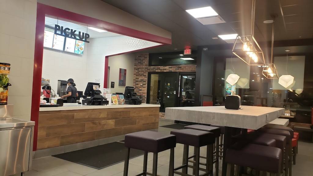 Jack in the Box | restaurant | 6902 W 10th St, Greeley, CO 80634, USA | 9705156756 OR +1 970-515-6756