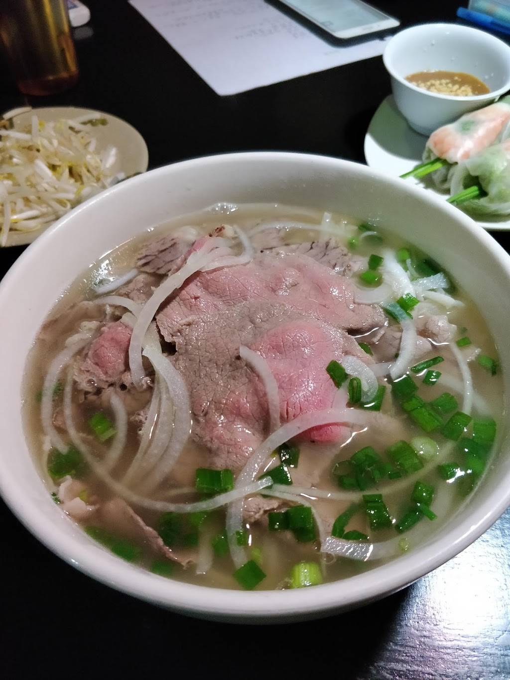 Pho 18 Ave | restaurant | 7116 18th Ave, Brooklyn, NY 11204, USA | 3473746633 OR +1 347-374-6633