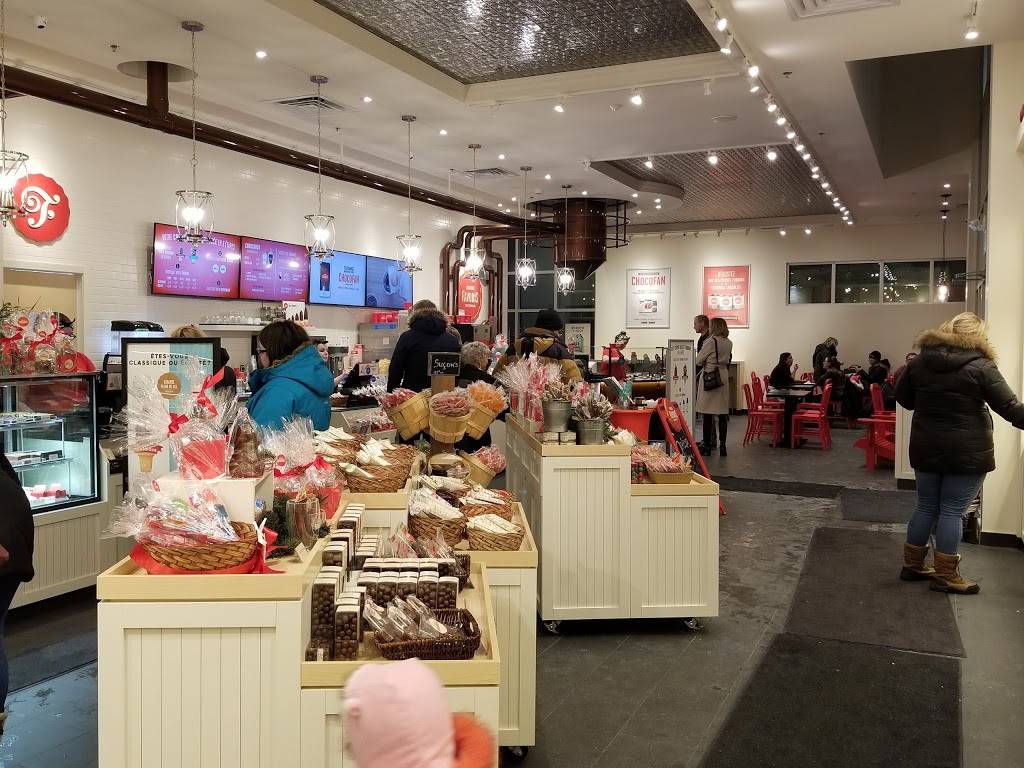 Chocolats Favoris | restaurant | 1437 Boulevard Michèle-Bohec, Blainville, QC J7C 0M4, Canada | 4509871363 OR +1 450-987-1363