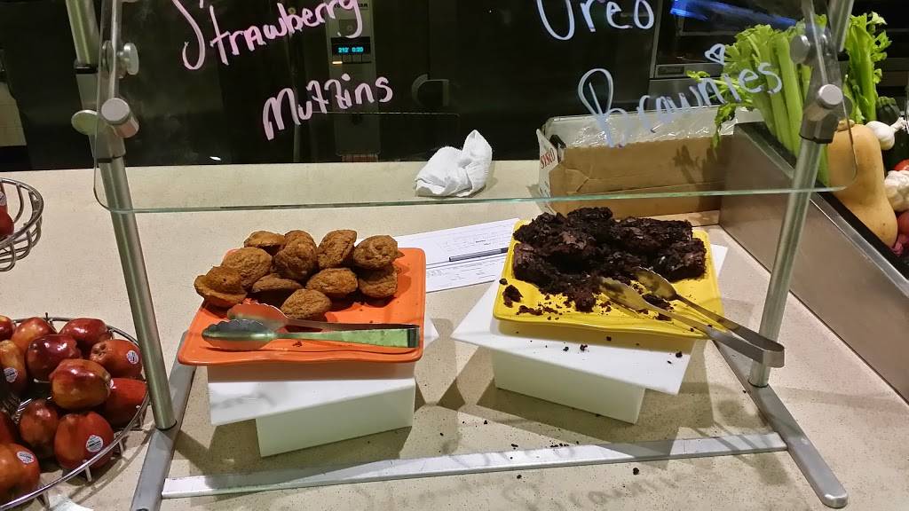 Juniper Dining | restaurant | 12030 USF Beard Drive, Tampa, FL 33617, USA | 8139746402 OR +1 813-974-6402