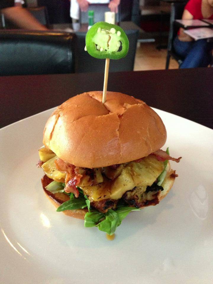 The Burger Palace | restaurant | 2800 Sage Rd #1100, Houston, TX 77056, USA | 7138779700 OR +1 713-877-9700