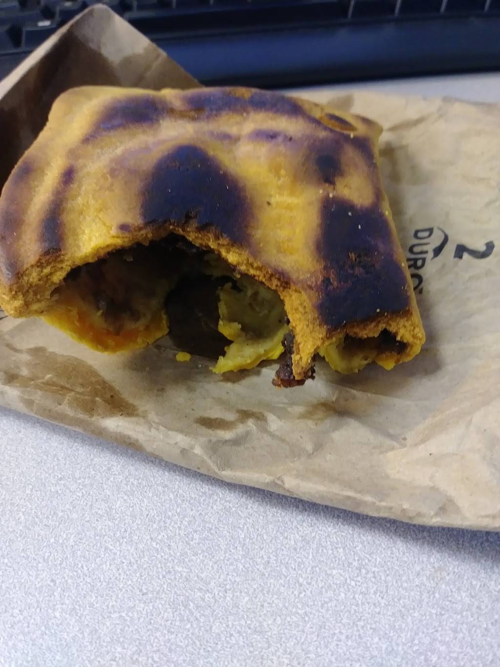 Bev Jerk Center | restaurant | 4598 Memorial Dr # A, Decatur, GA 30032, USA | 4042979597 OR +1 404-297-9597