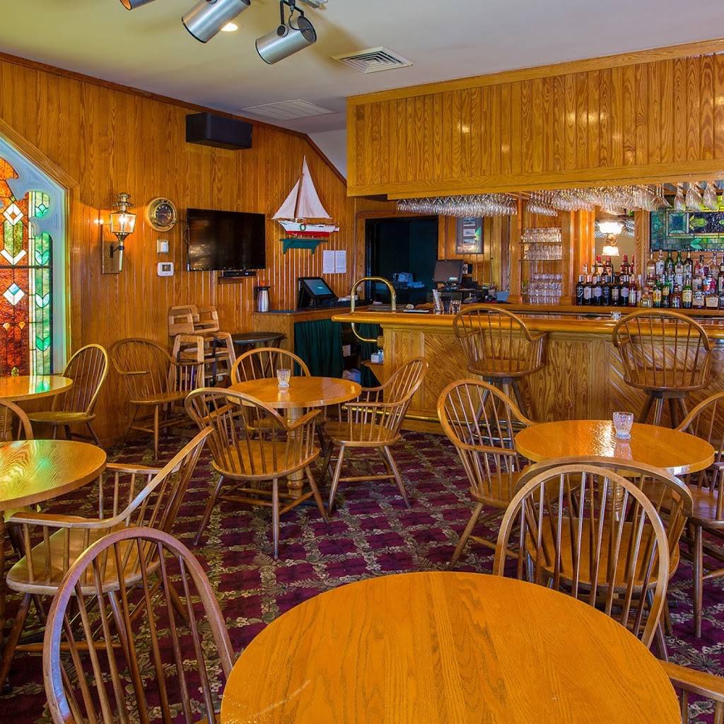 Owens Restaurant | restaurant | 9126, 7114 S Virginia Dare Trail, Nags Head, NC 27959, USA | 2524417309 OR +1 252-441-7309