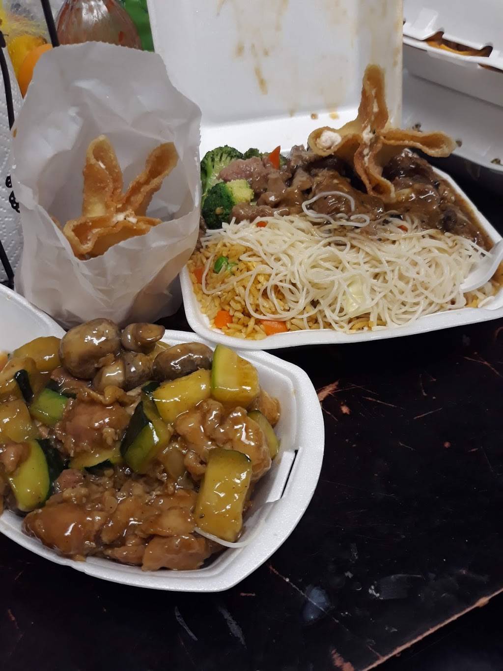 Chinatown Chinese Restaurant | restaurant | 227 W Foothill Blvd, Rialto, CA 92376, USA | 9098738500 OR +1 909-873-8500