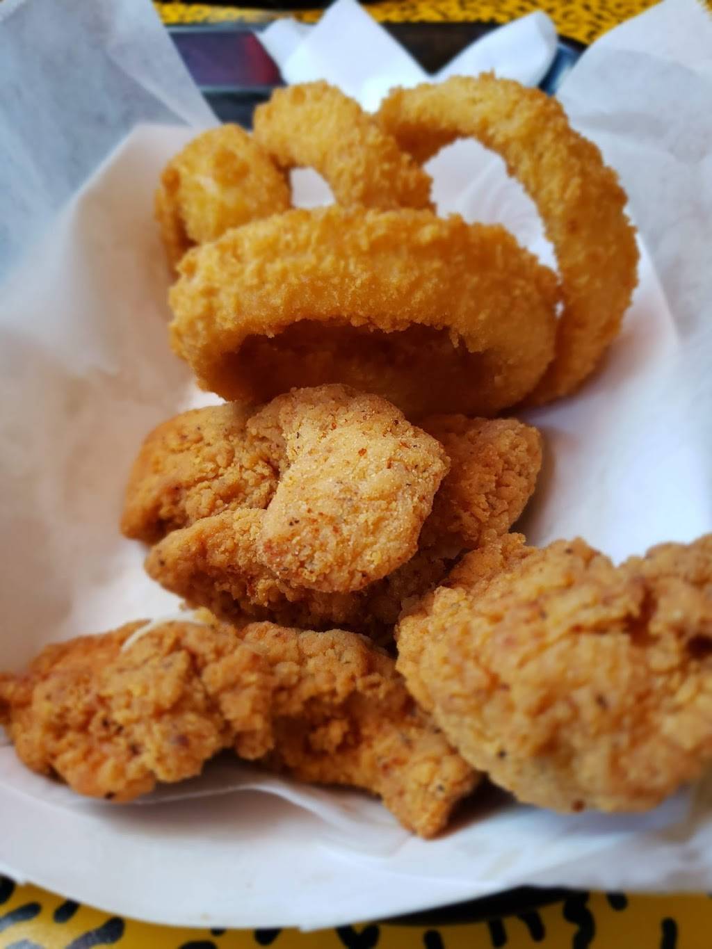 Mels Drive-In | restaurant | South St, Orlando, FL 32819, USA | 4072244233 OR +1 407-224-4233