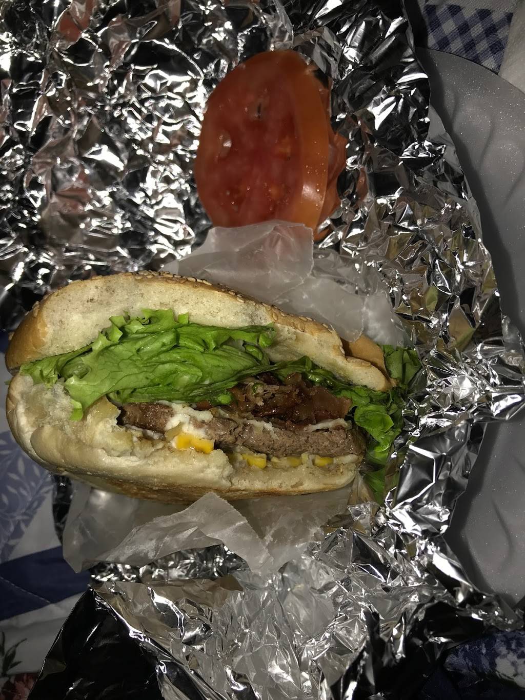 Top Burger | restaurant | 185 Adams St, Newark, NJ 07105, USA | 9735585227 OR +1 973-558-5227