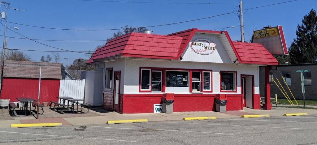 Dairy Delite & Grill | restaurant | 111 N Williams St, Mancelona, MI 49659, USA | 2312013588 OR +1 231-201-3588