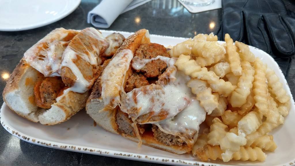 Stingers Waterfront | restaurant | 401 South Swarthmore Avenue, Ridley Park, PA 19078, USA | 4845407868 OR +1 484-540-7868