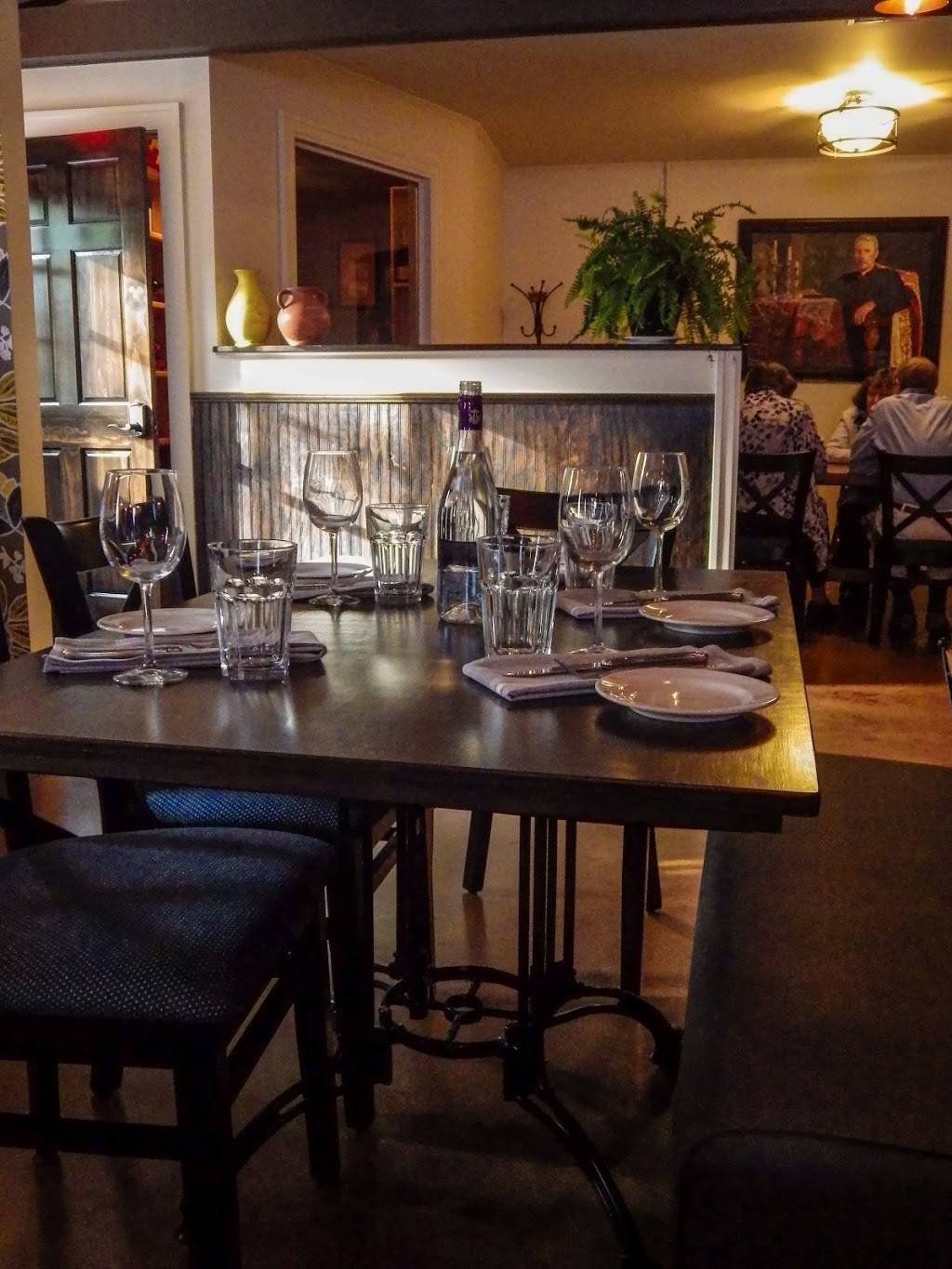 Rendezvous | restaurant | 184 New Haw Creek Rd, Asheville, NC 28805, USA | 8283480909 OR +1 828-348-0909