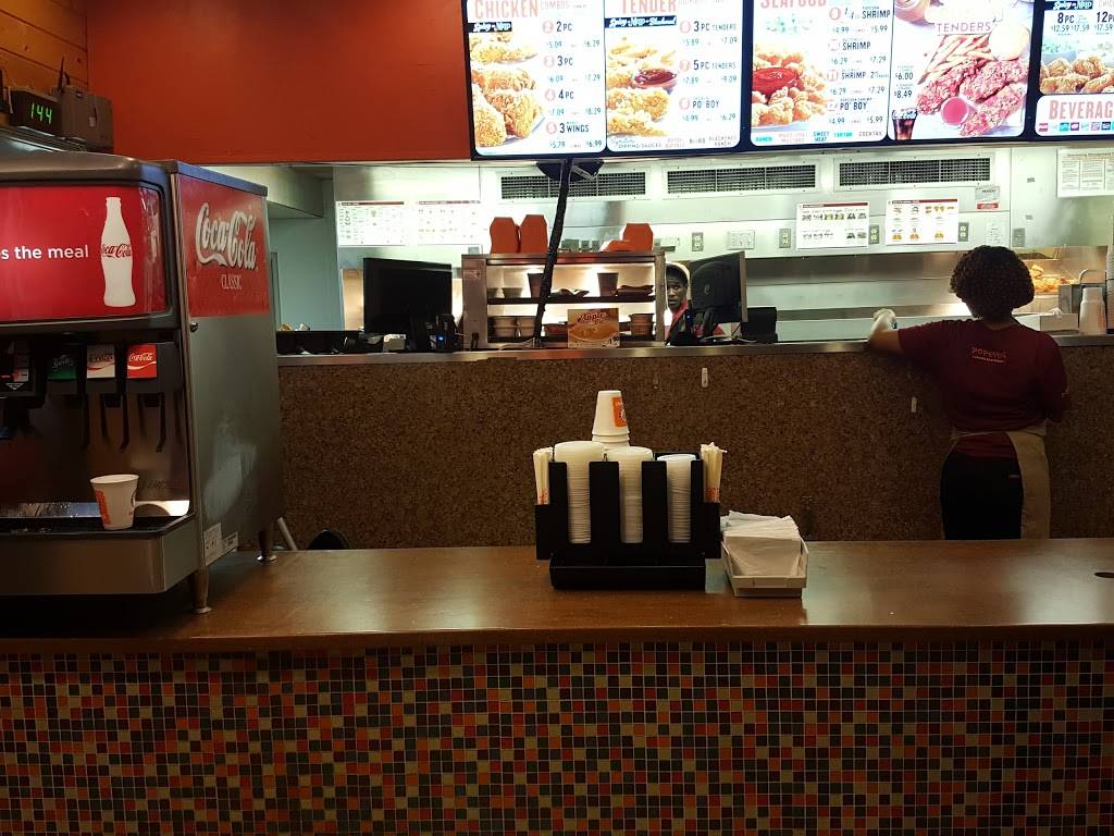 Popeyes Louisiana Kitchen | restaurant | 10706 Florida Blvd, Baton Rouge, LA 70815, USA | 2252721750 OR +1 225-272-1750